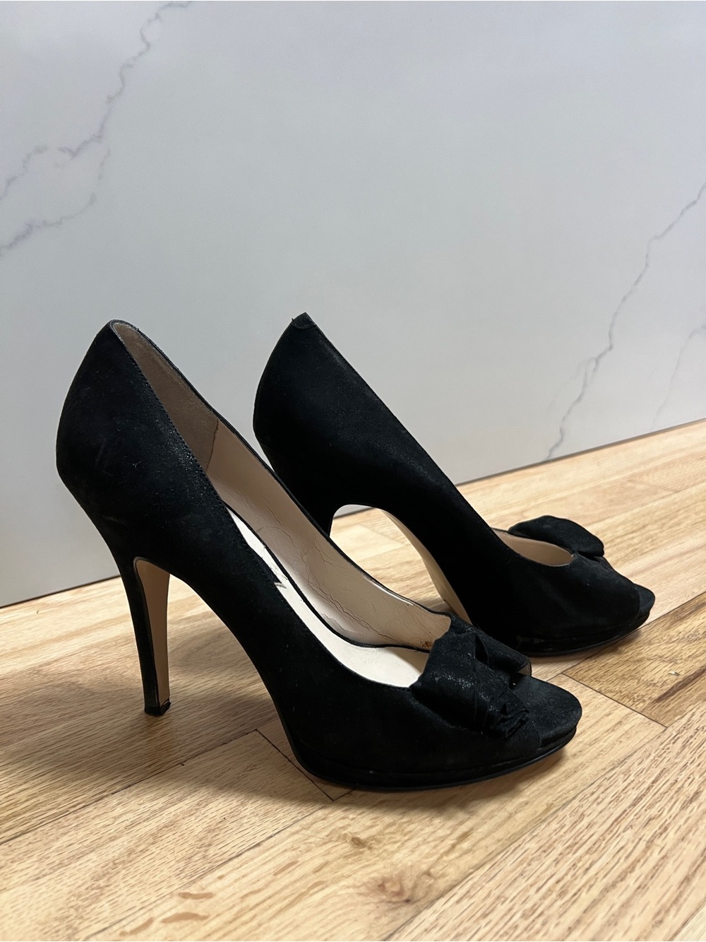 Boutique 9 Black Leather Upper Peep Toe Bow Detail Heels Womens 8.5